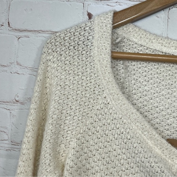 Project Social T Sweater Womens Small Tan Cozy Knit Cropped V Neck Top New - Picture 7 of 10